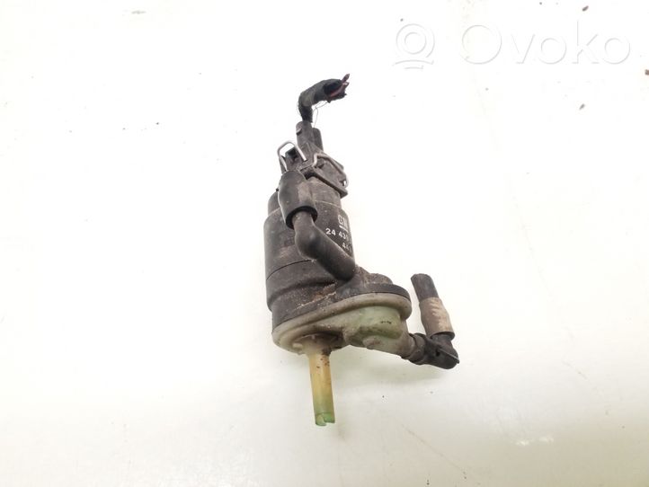 Opel Signum Tuulilasi tuulilasinpesimen pumppu GM24439254