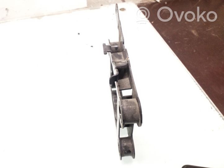 Citroen DS5 Front bumper mounting bracket 9800645680