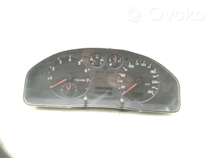 Audi A4 S4 B5 8D Tachimetro (quadro strumenti) 8D0919272