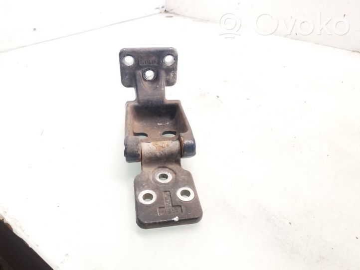 Mercedes-Benz Sprinter W906 Loading door lower hinge 