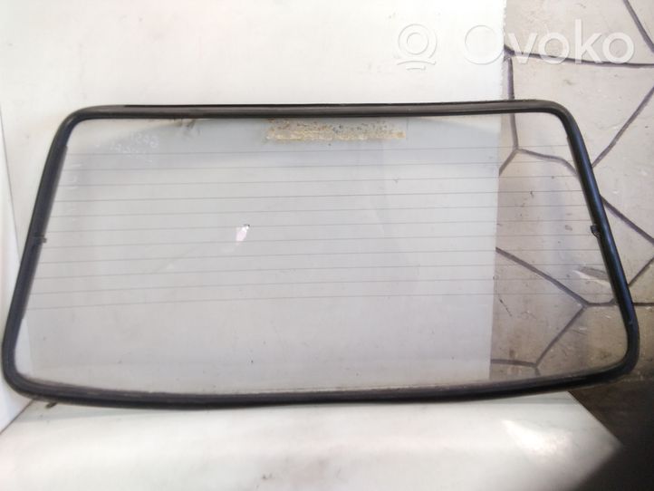 Audi 80 90 B2 Rear windscreen/windshield window 43R001057