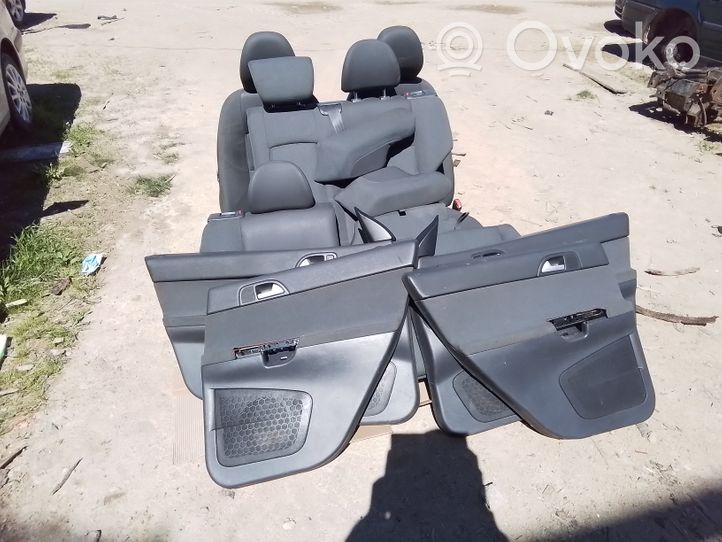 Volvo V50 Conjunto de molduras de la puertas y los asientos 