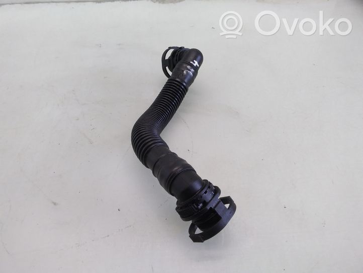 Volkswagen PASSAT B7 Breather hose/pipe 03L103493