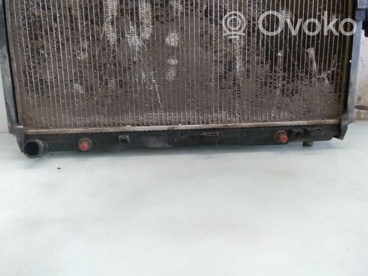 Nissan Navara D40 Radiateur de refroidissement 68717