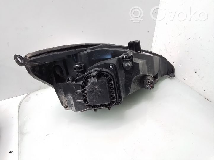 Ford Focus Headlight/headlamp 205676Z