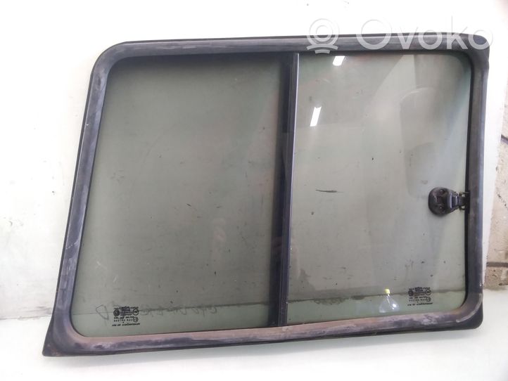 Hyundai Galloper Rear side window/glass 43R001235