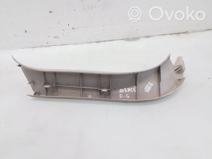 Toyota Avensis T250 Rivestimento laterale del portellone posteriore/bagagliaio 6793705020