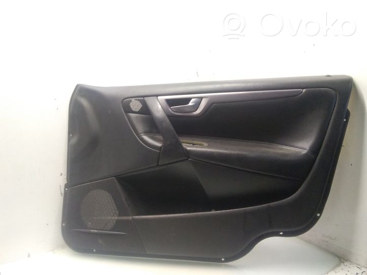 Volvo V70 Rivestimento del pannello della portiera anteriore 39981187