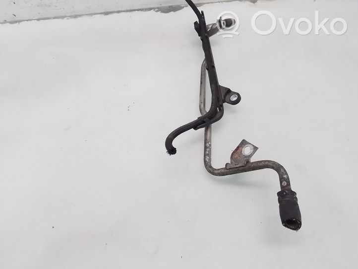 Honda Civic Fuel line pipe 