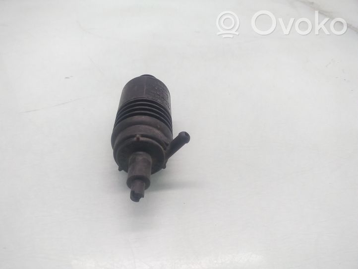 Audi A4 S4 B5 8D Pompe de lave-glace de pare-brise 4A0955651