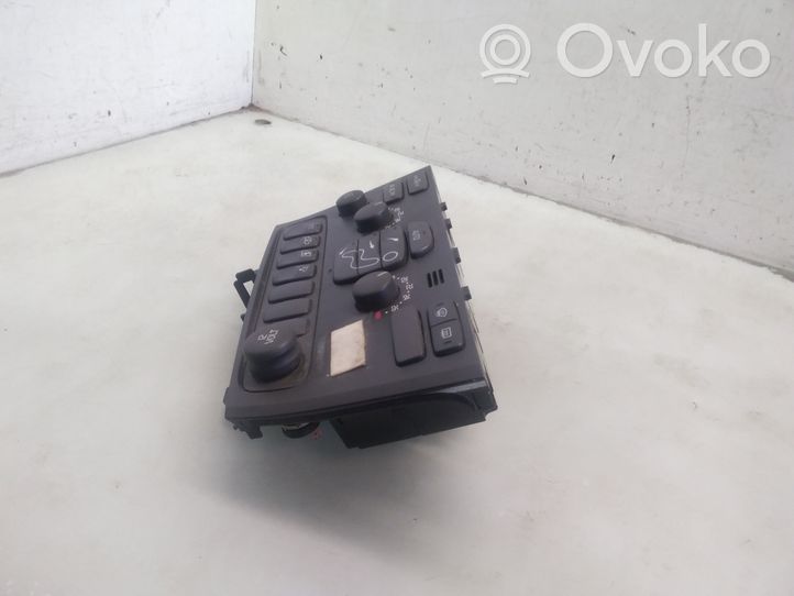 Volvo S70  V70  V70 XC Centralina del climatizzatore 7923