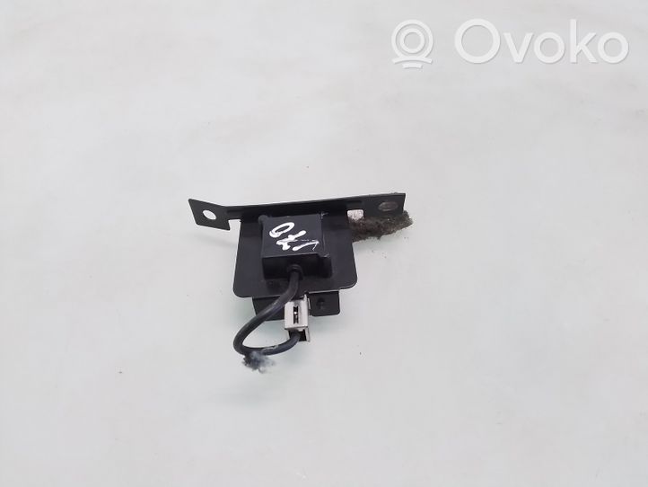 Volvo V70 Antena (GPS antena) 020435