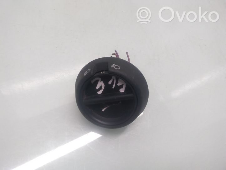 Renault Kangoo I Headlight level height control switch 7700308729