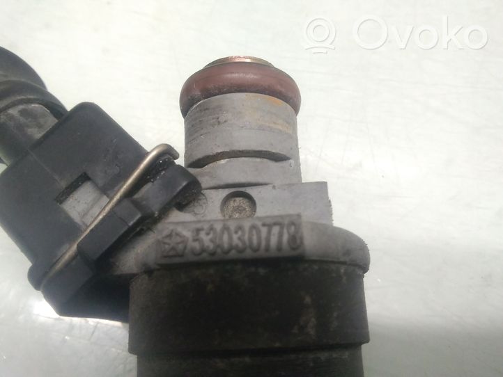 Jeep Cherokee XJ Injecteur de carburant 53030778