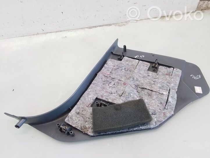 Mercedes-Benz ML W163 Rivestimento vano piedi laterale 