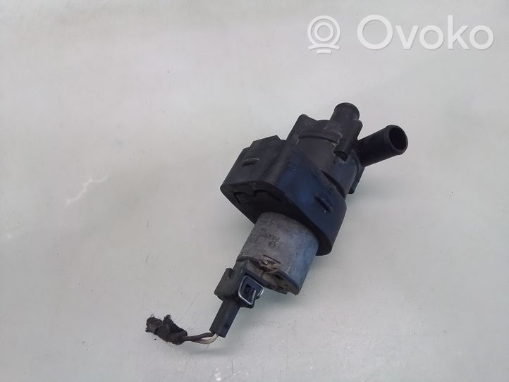 Mercedes-Benz ML W163 Pompe à eau de liquide de refroidissement A0018366064