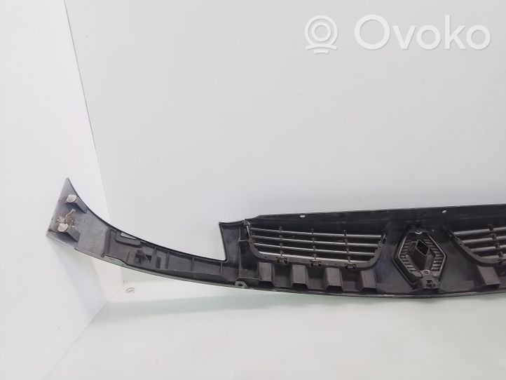 Renault Kangoo I Maskownica / Grill / Atrapa górna chłodnicy 