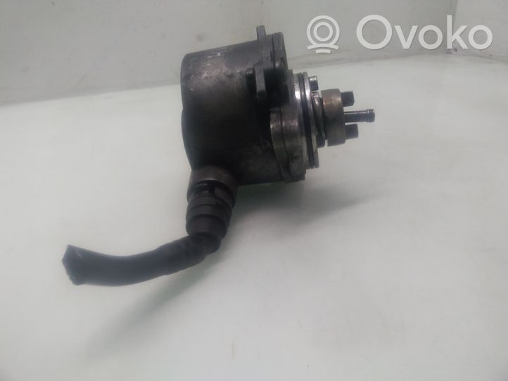 Mercedes-Benz S W220 Alipainepumppu A6282300065