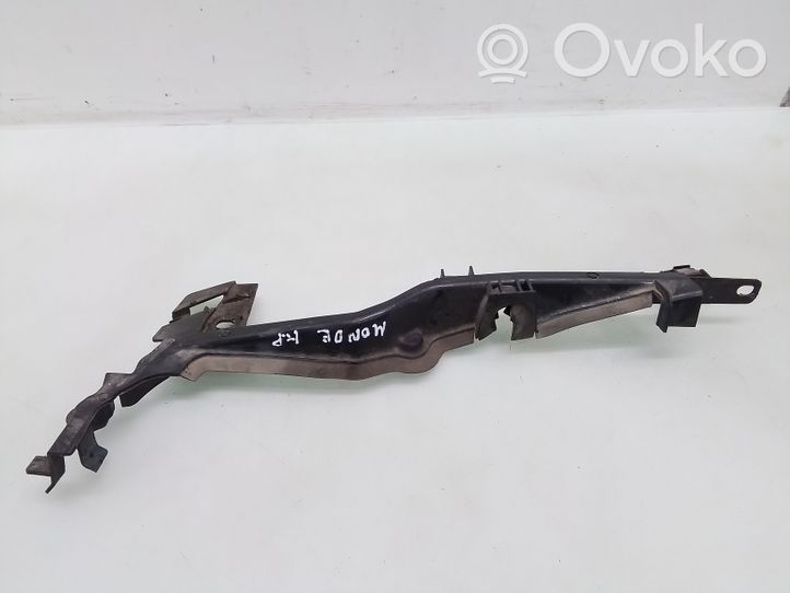 Ford Mondeo MK IV Supporto di montaggio del parafango 7S71A02477A