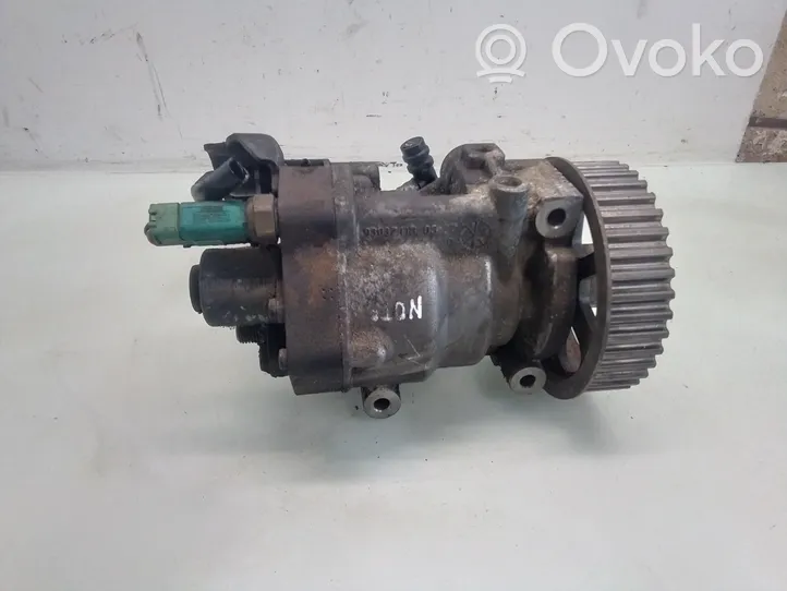 Nissan Note (E11) Pompe d'injection de carburant à haute pression 9303Z11303