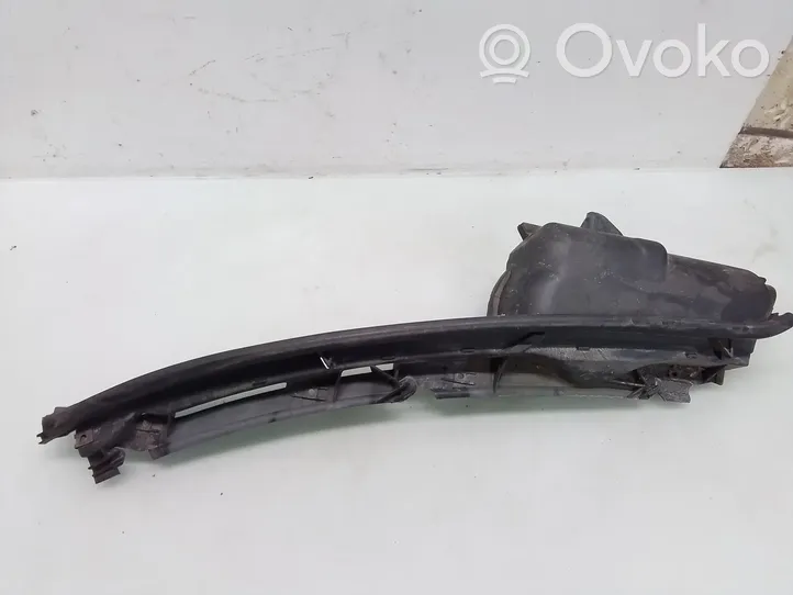 Mercedes-Benz E W210 Rivestimento del tergicristallo 2108301113