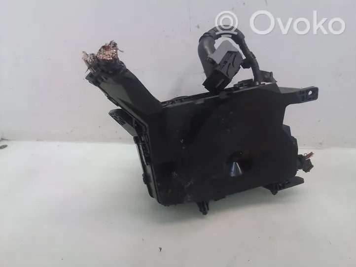 Toyota Auris 150 Módulo de fusible 7379R0A2