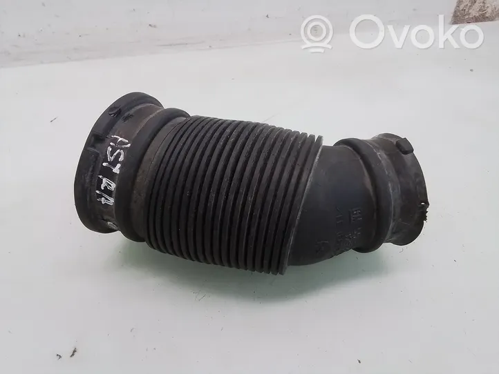 Opel Astra H Tube d'admission d'air 55355563