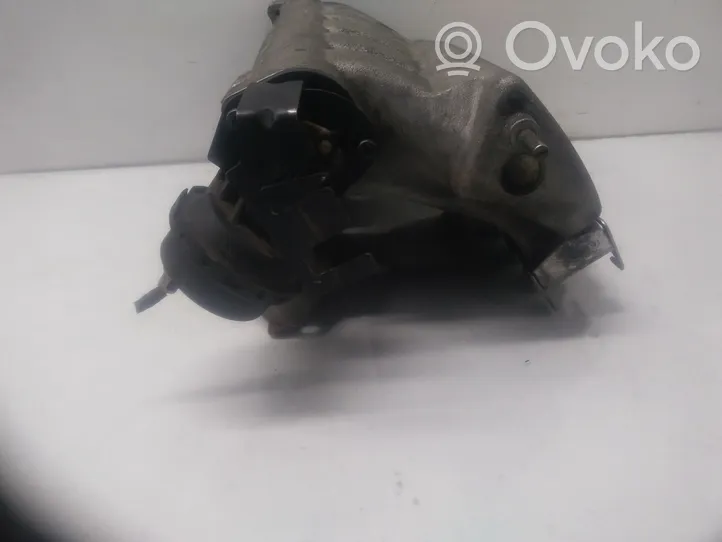 Volkswagen PASSAT B5.5 Intake manifold 066133204