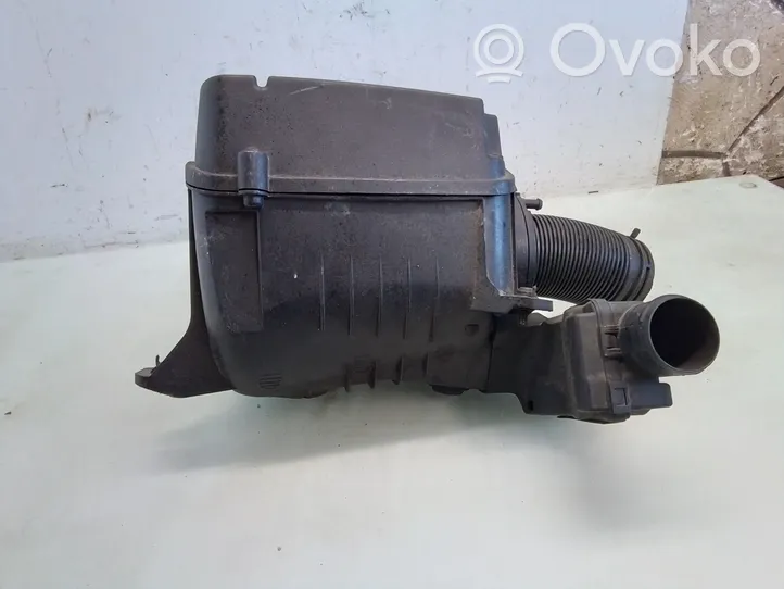 Volkswagen PASSAT B6 Luftfilterkasten 1K0129607C