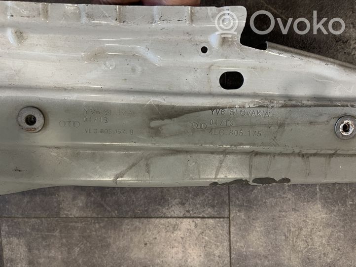 Audi Q7 4L Support de montage d'aile 4L0805175