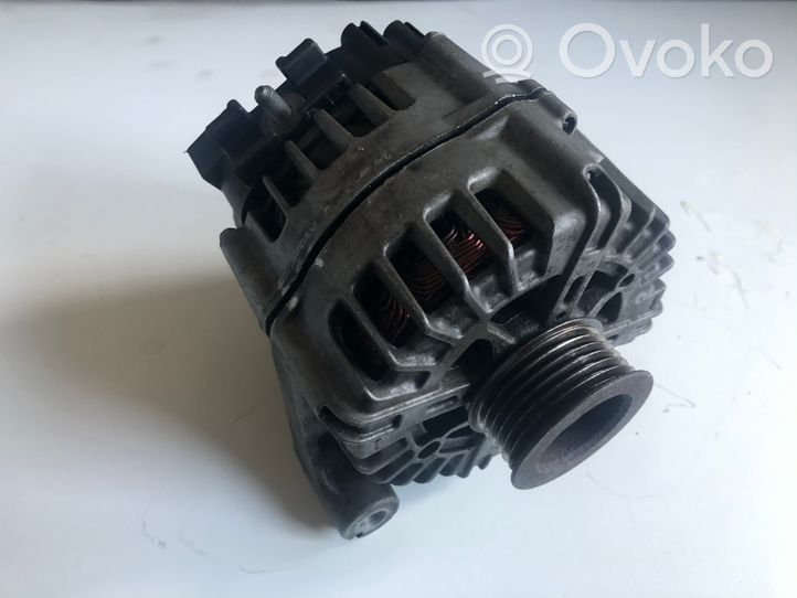 BMW X1 E84 Generatore/alternatore 7802261