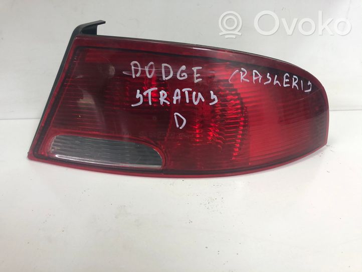 Chrysler Stratus Aizmugurējais lukturis virsbūvē 04805350AA