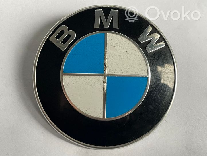 BMW 1 E81 E87 Emblemat / Znaczek 8132375