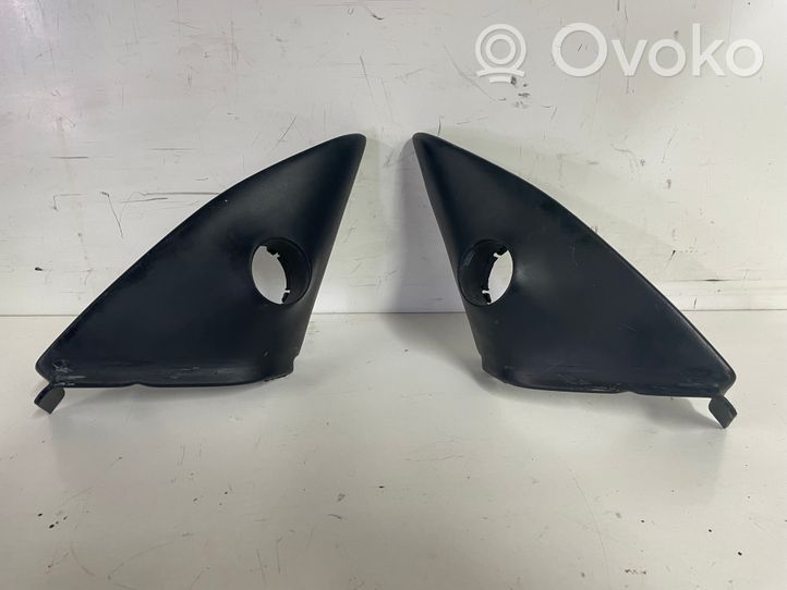 BMW 1 E81 E87 Maskownica głośnika drzwi przednich 50403110