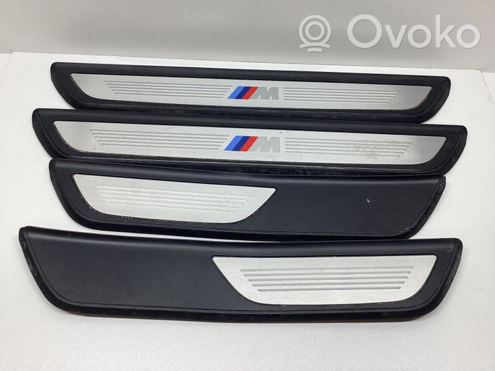 BMW 6 F06 Gran coupe Kynnyksen/sivuhelman lista 8053575