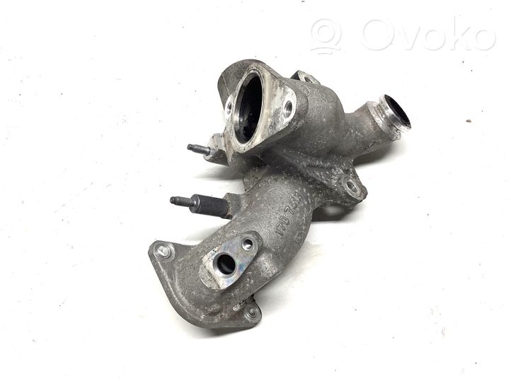 Nissan Qashqai Tuyau de raccordement solide EGR 170741R