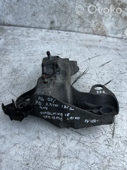 Audi A6 S6 C5 4B Engine mounting bracket 4B0199352D