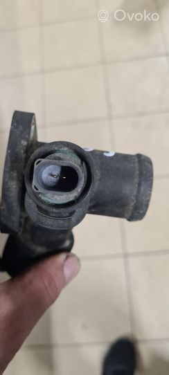 Audi Q7 4L Sonde de température de liquide de refroidissement 03H121131