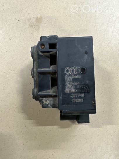 Audi A8 S8 D4 4H Air suspension valve block 4h0616013