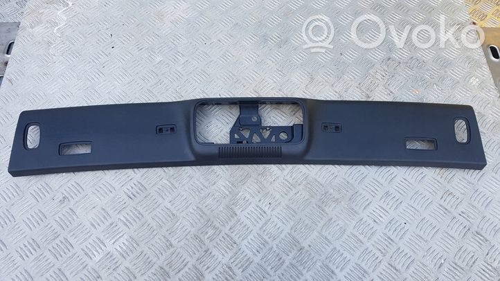 Volkswagen Eos Panel oświetlenia wnętrza kabiny 1Q0867390