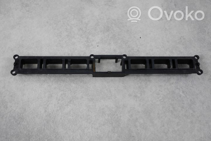 Audi A8 S8 D2 4D Support, crochet roue de secours 4D0941567B