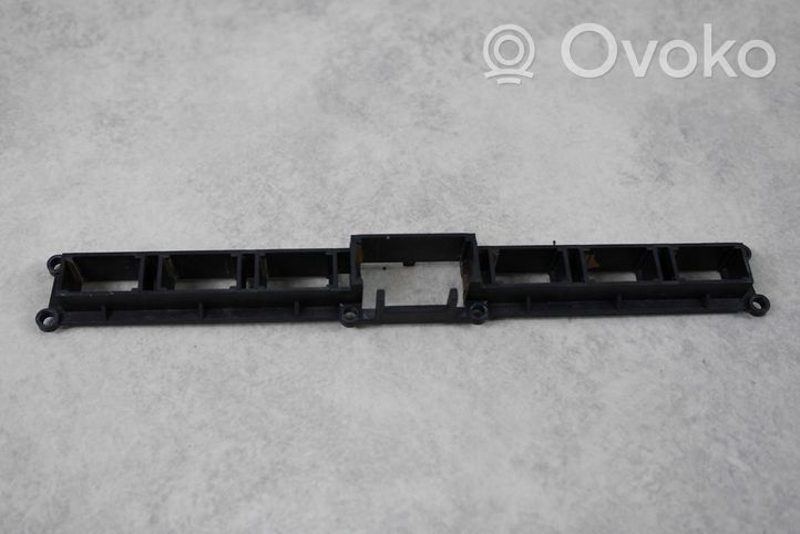 Audi A8 S8 D2 4D Supporto (staffa) 4D0941567B