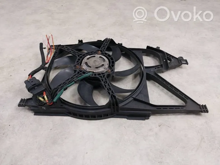 Opel Corsa C Elektryczny wentylator chłodnicy 24445150