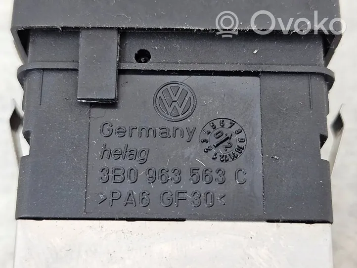 Volkswagen PASSAT B5.5 Interruttore riscaldamento sedile 3B0963563C