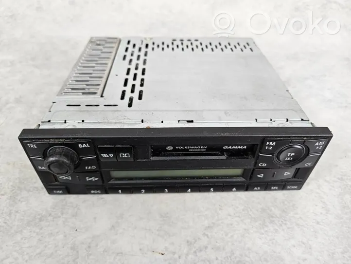 Volkswagen PASSAT B5.5 Panel / Radioodtwarzacz CD/DVD/GPS 1J0035186D