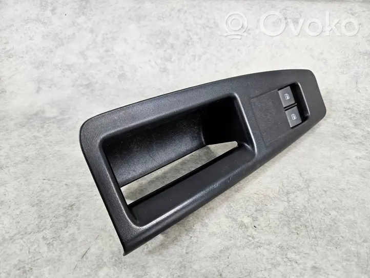 Volkswagen Polo IV 9N3 Interruttore di controllo dell’alzacristalli elettrico 6Q1867171E