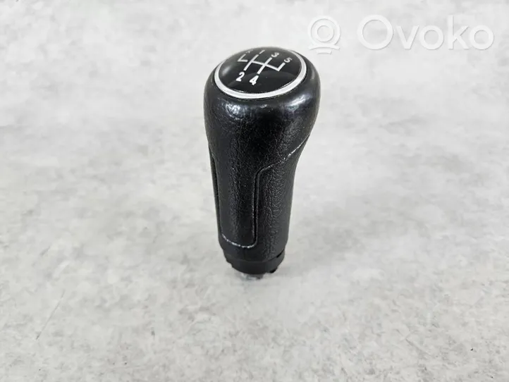 Volkswagen Polo IV 9N3 Gear lever shifter trim leather/knob 