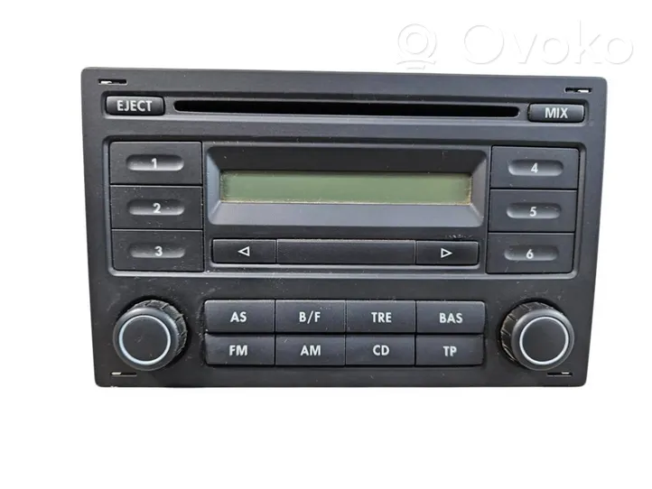 Volkswagen Polo IV 9N3 Radio/CD/DVD/GPS head unit 6Q0035152