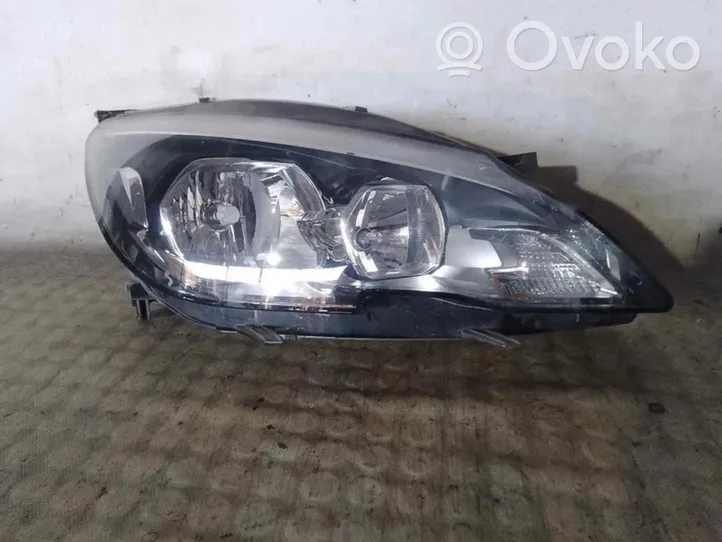 Peugeot 308 SW  Lampa przednia 9677522980