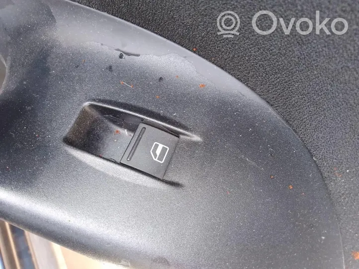 Volkswagen PASSAT Interruptor del elevalunas eléctrico 